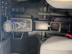 Toyota Land Cruiser 79 2.8GD-6 single cab auto - Image 10