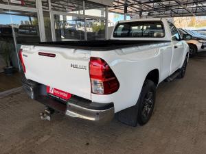 Toyota Hilux 2.4GD-6 single cab Raider manual - Image 2