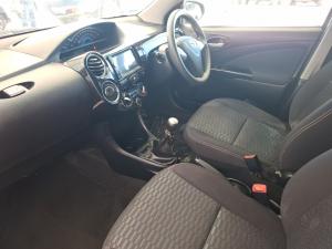 Toyota Etios Cross 1.5 Xs - Image 7