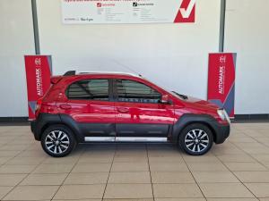 Toyota Etios Cross 1.5 Xs - Image 3