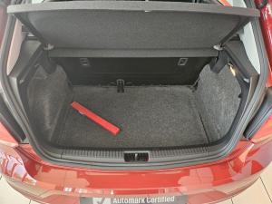 Volkswagen Polo Vivo hatch 1.4 Life - Image 12