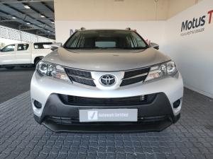 Toyota RAV4 2.0 GX - Image 4