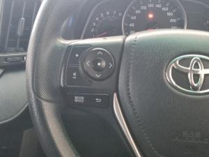 Toyota RAV4 2.0 GX auto - Image 9