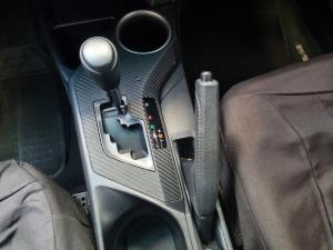 Toyota RAV4 2.0 GX auto - Image 12