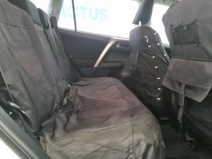 Toyota RAV4 2.0 GX auto - Image 15