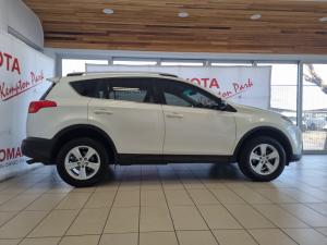 Toyota RAV4 2.0 GX auto - Image 3