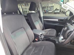 Toyota Hilux 2.4GD-6 double cab 4x4 Raider auto - Image 15
