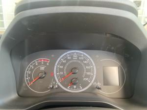 Toyota Quantum 2.8 SLWB panel van - Image 11