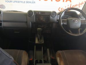 Toyota Land Cruiser 79 2.8GD-6 double cab auto - Image 7