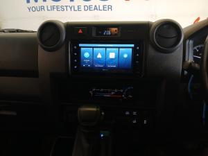 Toyota Land Cruiser 79 2.8GD-6 double cab auto - Image 15