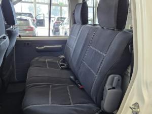 Toyota Land Cruiser 79 2.8 GD-6D/C - Image 11