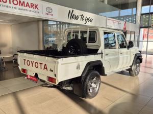 Toyota Land Cruiser 79 2.8 GD-6D/C - Image 2