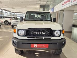 Toyota Land Cruiser 79 2.8 GD-6D/C - Image 4
