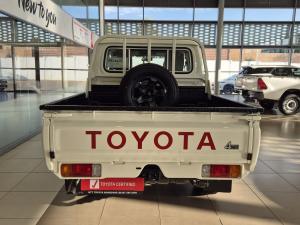 Toyota Land Cruiser 79 2.8 GD-6D/C - Image 5