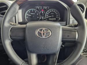 Toyota Land Cruiser 79 2.8 GD-6D/C - Image 9