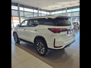 Toyota Fortuner 2.4GD-6 4X4 automatic - Image 10
