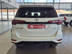 Toyota Fortuner 2.4GD-6 4X4 automatic - Image 5