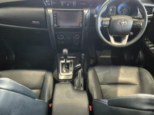 Toyota Fortuner 2.4GD-6 4X4 automatic - Image 6