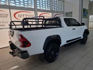 Toyota Hilux 2.8 GD-6 RB Legend 4X4 automaticE/CAB - Image 2