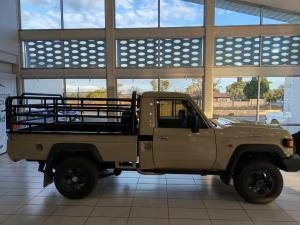 Toyota Land Cruiser 79 2.8 GD-6S/C - Image 3