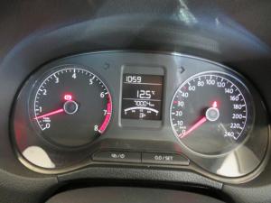 Volkswagen Polo Vivo 1.6 Highline - Image 13