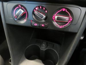 Volkswagen Polo Vivo 1.6 Highline - Image 16