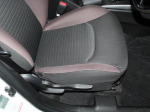 Suzuki Fronx 1.5 GLX automatic - Image 17