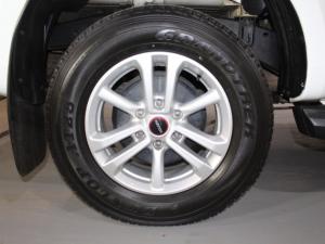 Isuzu D-MAX 1.9 Ddi LS 4X4 automatic D/C - Image 9