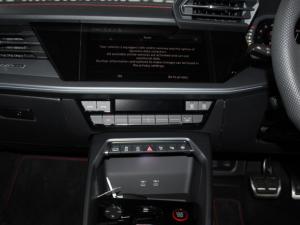 Audi S3 Quattro Stronic - Image 11