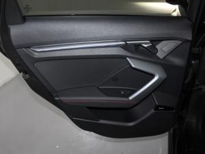 Audi S3 Quattro Stronic - Image 13