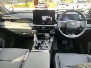 Toyota RAV4 2.0 VX CVT - Image 6