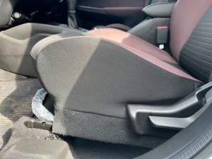 Toyota Starlet Cross 1.5Xs - Image 19