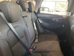 Toyota Urban Cruiser 1.5 XS - Image 11