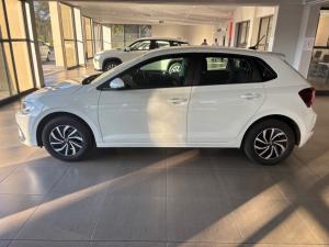 Volkswagen Polo 1.0 TSI - Image 14