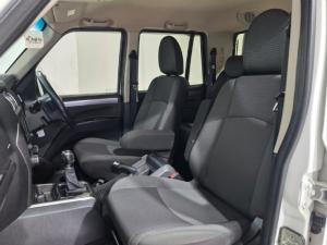 Mahindra Pik Up 2.2CRDe double cab S11 - Image 11