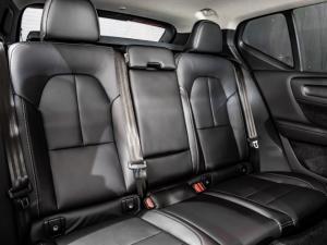Volvo XC40 B3 Essential - Image 10