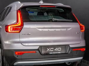 Volvo XC40 B3 Essential - Image 18