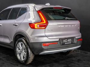 Volvo XC40 B3 Essential - Image 19