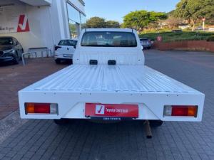 Toyota Hilux 2.4GD single cab chassis cab - Image 4