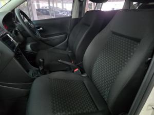 Volkswagen Polo Vivo hatch 1.4 - Image 8