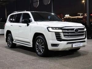 Toyota Land Cruiser 300 3.3D ZX - Image 4