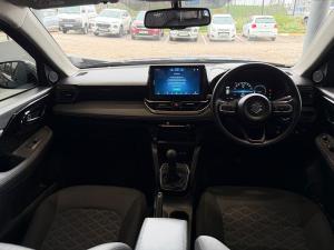 Suzuki Across 1.5 GL manual - Image 9