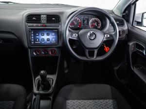 Volkswagen Polo Vivo hatch 1.4 Life - Image 14