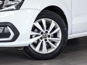 Volkswagen Polo Vivo hatch 1.4 Life - Image 3