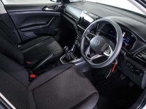 Volkswagen T-Cross 1.0TSI manual - Image 10