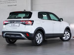 Volkswagen T-Cross 1.0TSI manual - Image 5