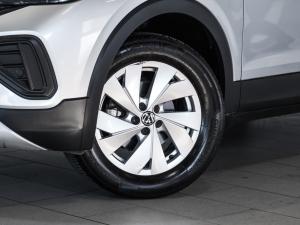 Volkswagen T-Cross 1.0TSI auto - Image 3