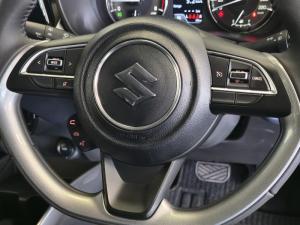 Suzuki Baleno 1.5 GLX manual - Image 19