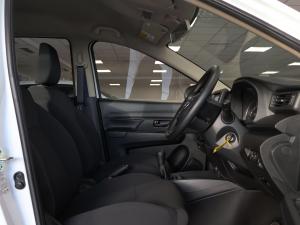 Suzuki Ertiga 1.5 GA - Image 13