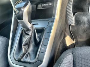 Volkswagen Polo hatch 1.0TSI Life auto - Image 18